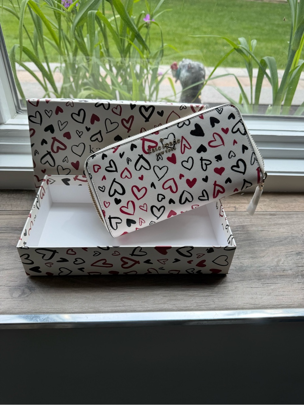 Kate Spade Heart Pattern Wallet